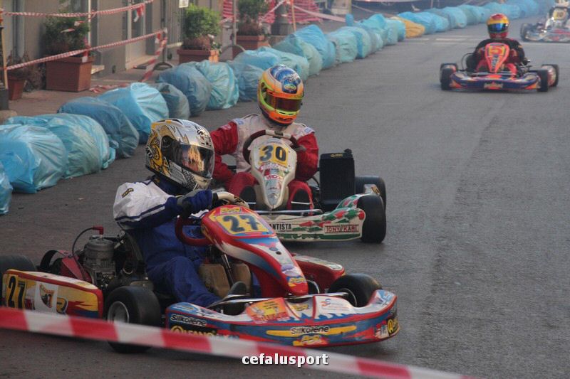 111120 sport 210_tn.jpg